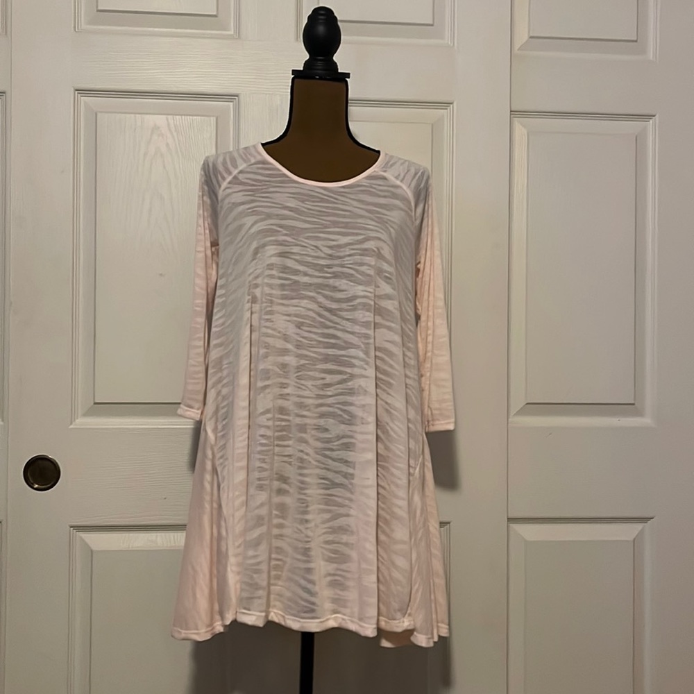 Brand new with tag! Semi sheer, 3/4 sleeve, pink color, tunic top.